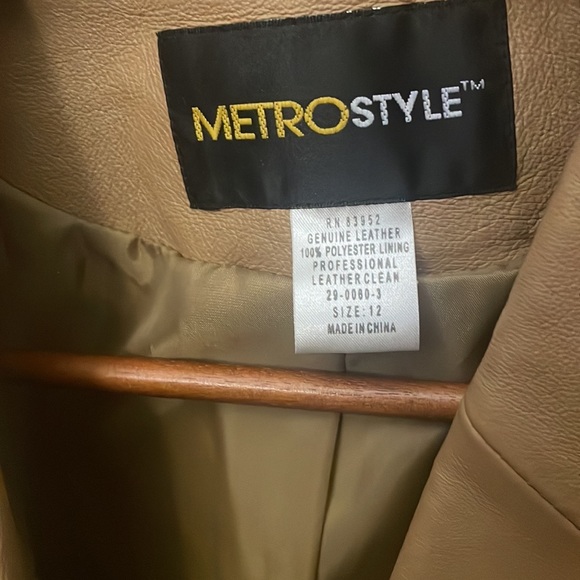 MetroStyle Tan Genuine Leather Slim Coat Unisex - Picture 4 of 5